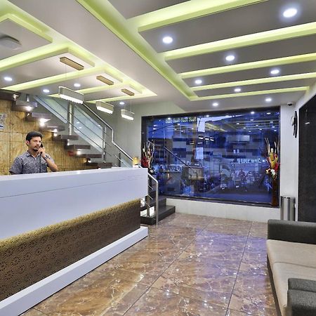 Hotel Pearl Vadodara Eksteriør bilde