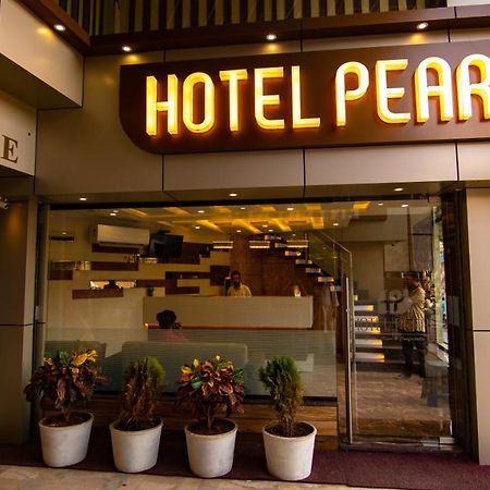 Hotel Pearl Vadodara Eksteriør bilde